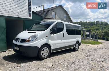 Минивэн Renault Trafic 2006 в Городке