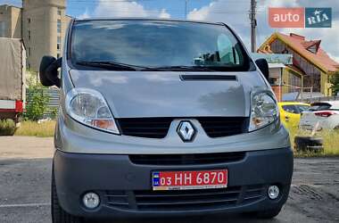 Мінівен Renault Trafic 2010 в Луцьку