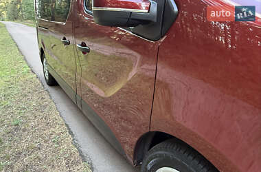 Мінівен Renault Trafic 2022 в 