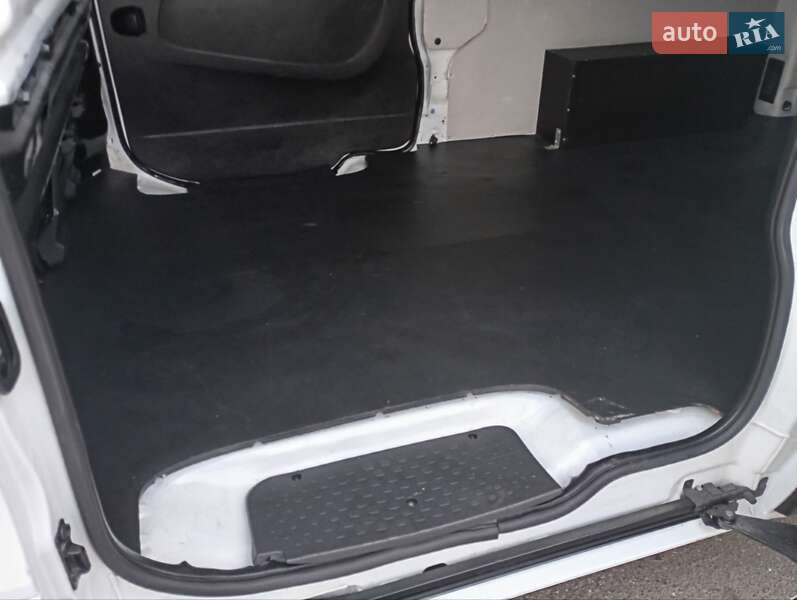 Грузовой фургон Renault Trafic 2019 в Дубно