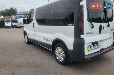 Минивэн Renault Trafic 2004 в 
