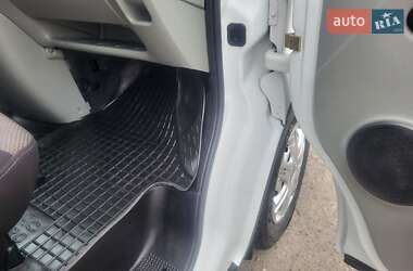 Минивэн Renault Trafic 2004 в 