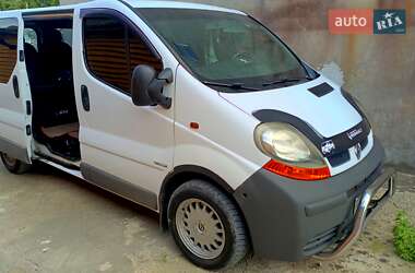 Минивэн Renault Trafic 2003 в Каменец-Подольском