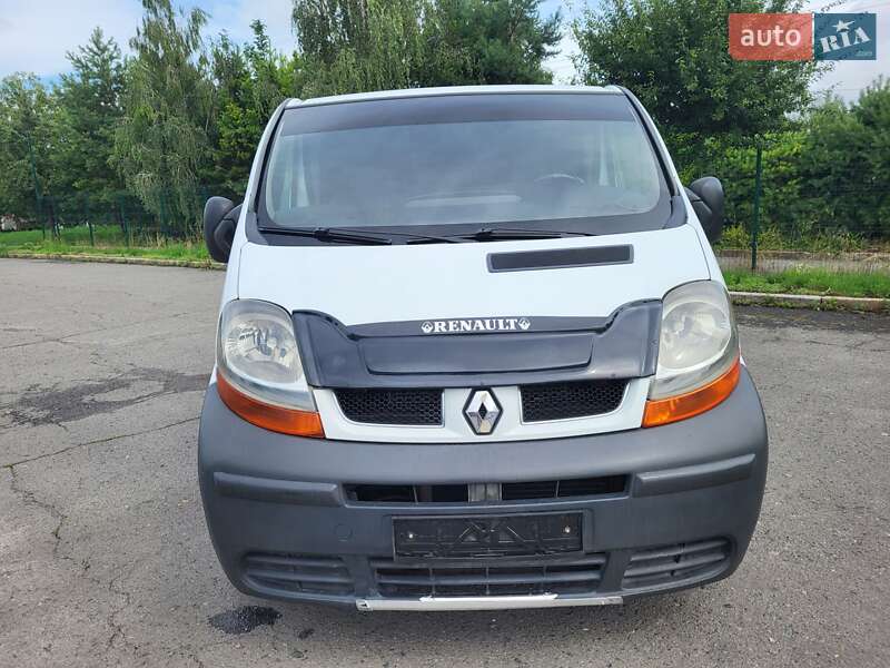 Renault Trafic 2003