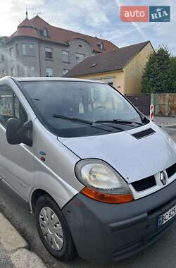 Мінівен Renault Trafic 2006 в Хирові