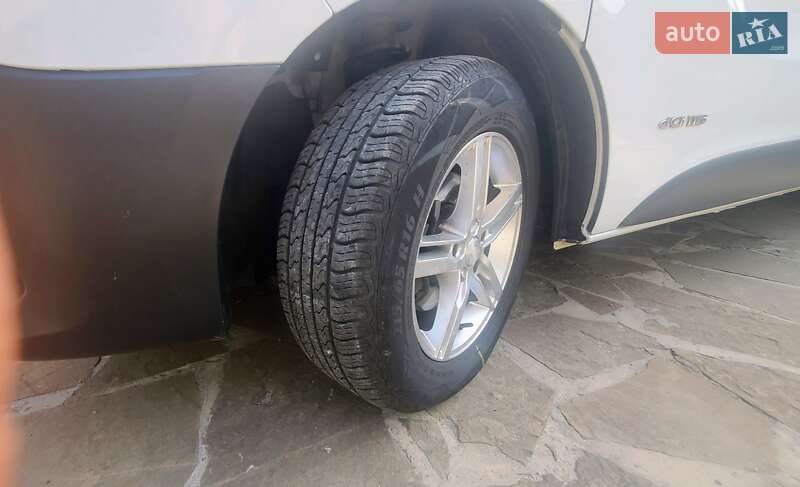 Грузовой фургон Renault Trafic 2015 в Киеве