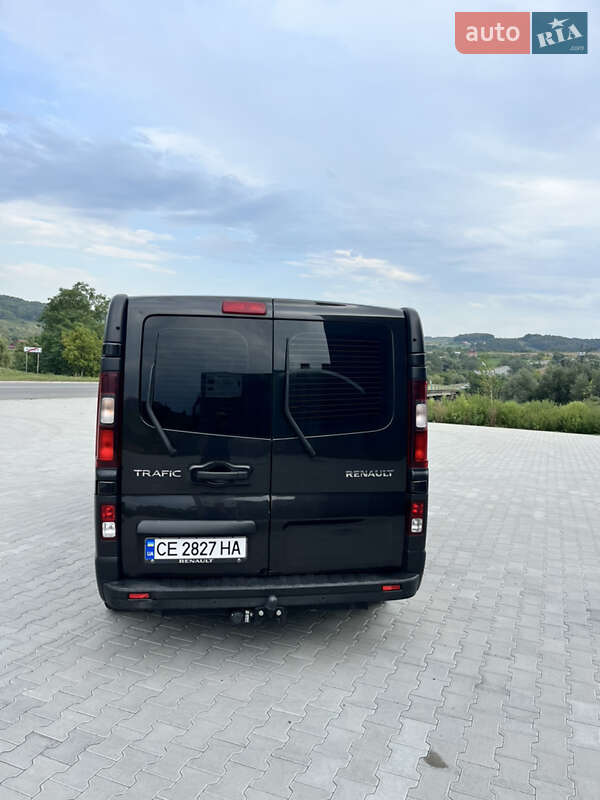 Минивэн Renault Trafic 2017 в Черновцах