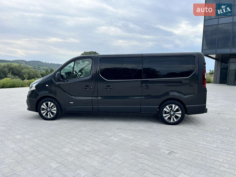 Минивэн Renault Trafic 2017 в Черновцах