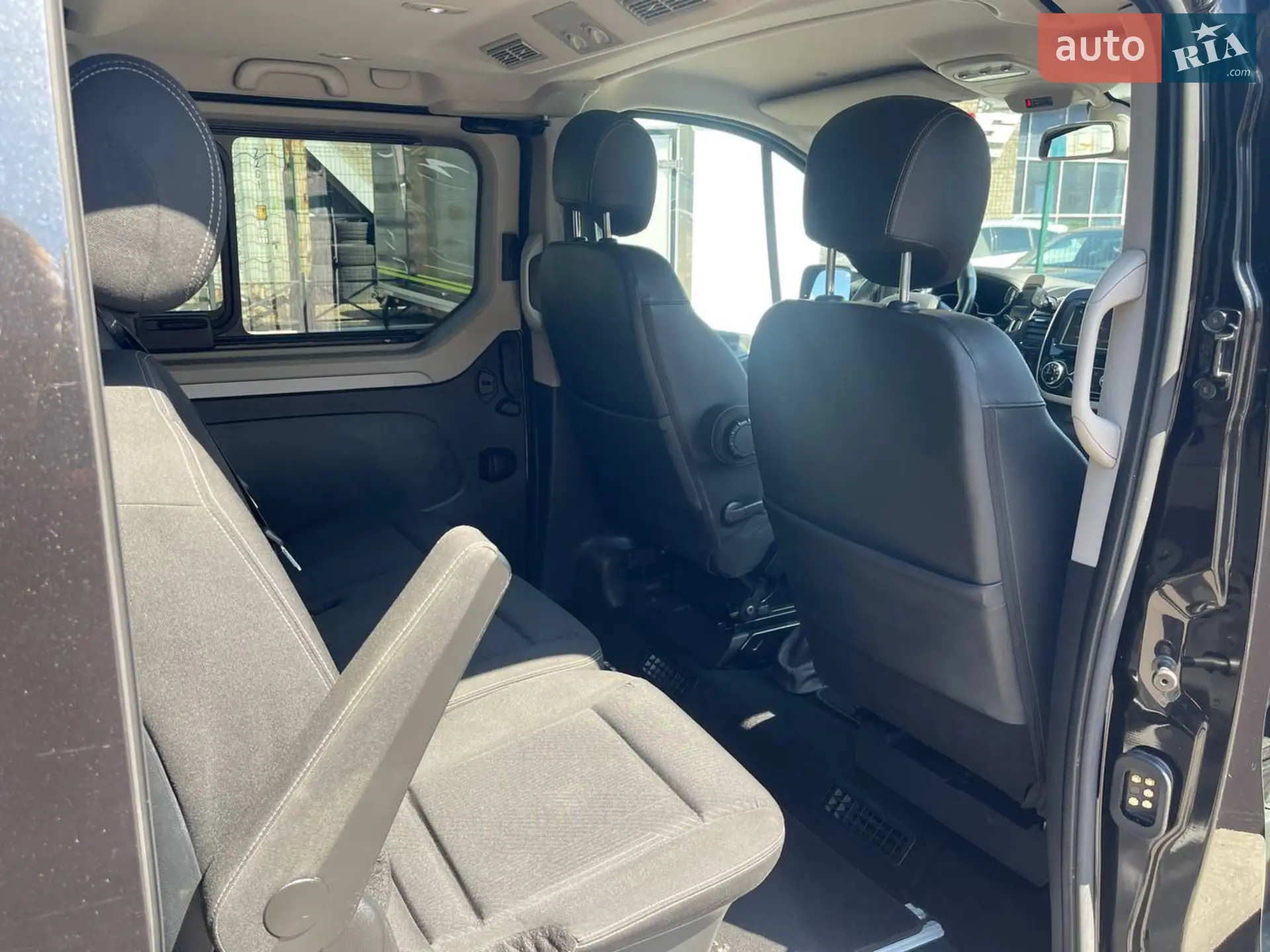 2019 Renault Trafic - мініатюра 18