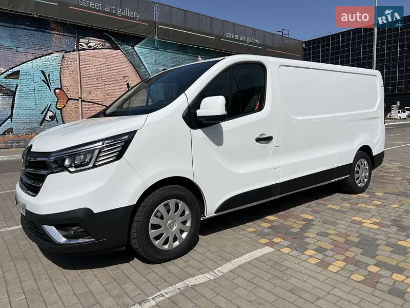 Грузовой фургон Renault Trafic 2023 в Луцке