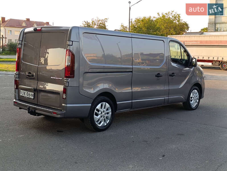 Вантажний фургон Renault Trafic 2021 в Дубні