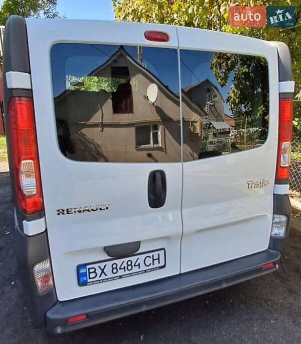 Мінівен Renault Trafic 2013 в Кам'янець-Подільському