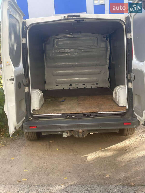 Вантажний фургон Renault Trafic 2012 в Дніпрі