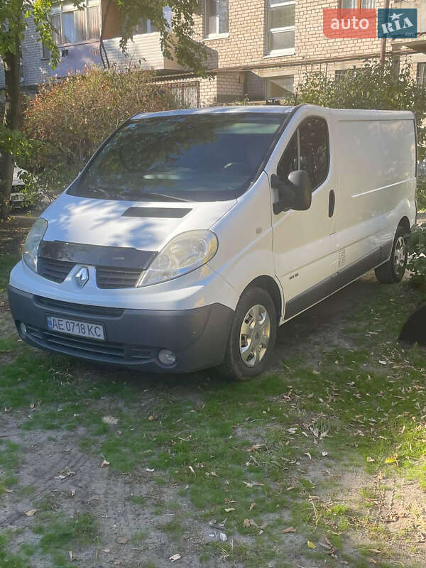 Вантажний фургон Renault Trafic 2012 в Дніпрі