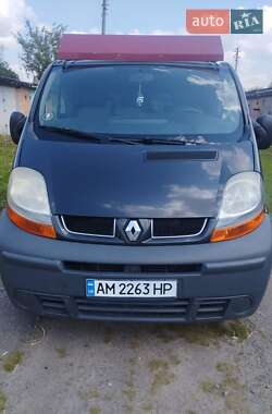 Грузопассажирский фургон Renault Trafic 2004 в Бердичеве