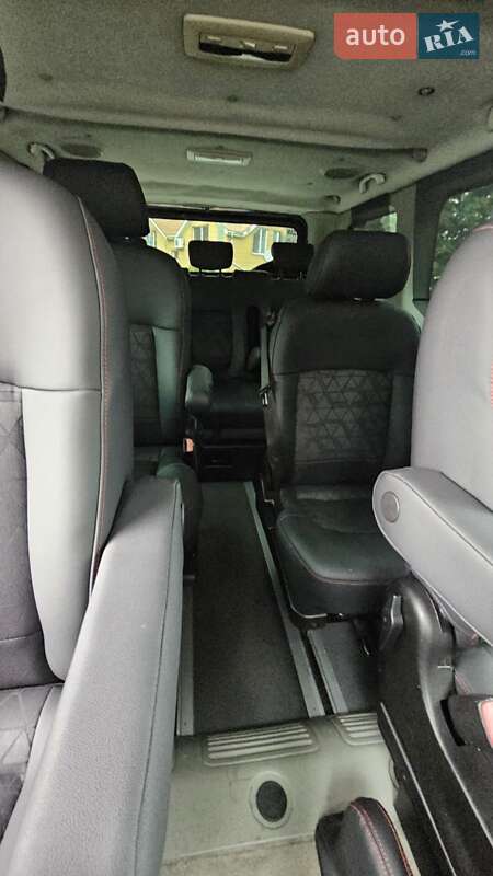 Минивэн Renault Trafic 2006 в Ужгороде