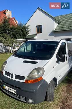 Мінівен Renault Trafic 2004 в Чернівцях