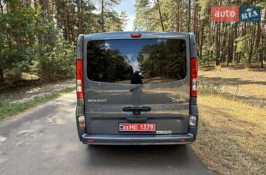 Минивэн Renault Trafic 2014 в 