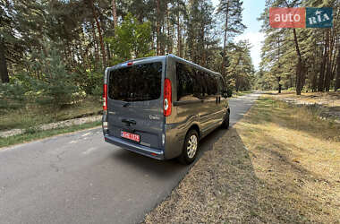 Минивэн Renault Trafic 2014 в 