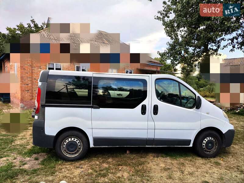 Минивэн Renault Trafic 2008 в Лубнах