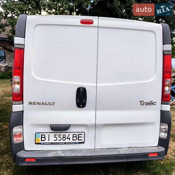 Минивэн Renault Trafic 2008 в Лубнах