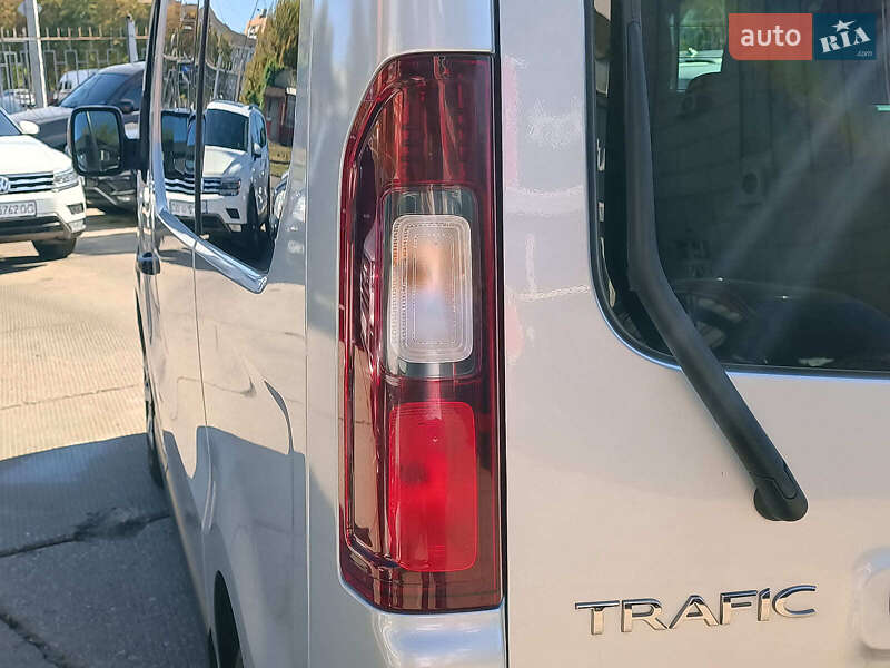 Минивэн Renault Trafic 2022 в Харькове фото 17 Минивэн Renault Trafic 2022 в Харькове