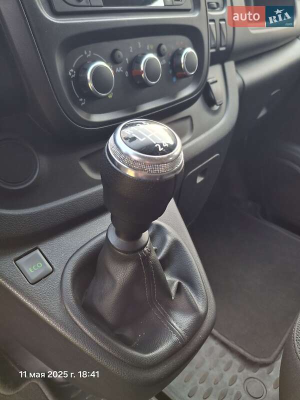 Минивэн Renault Trafic 2021 в Дубно фото 78 Минивэн Renault Trafic 2021 в Дубно