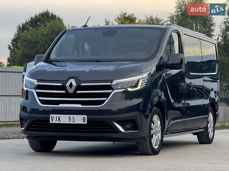 Минивэн Renault Trafic 2022 в Дубно