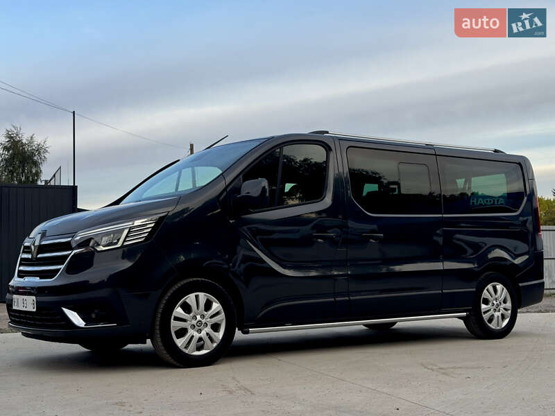 Минивэн Renault Trafic 2022 в Дубно