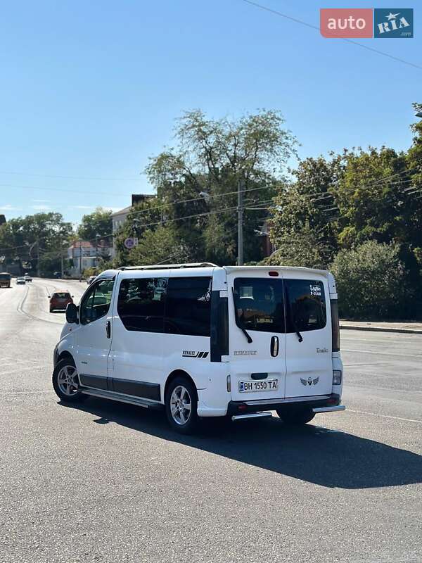 Мінівен Renault Trafic 2004 в Одесі