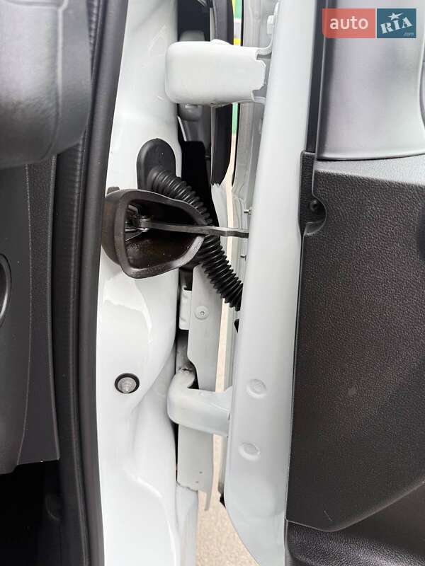 Вантажний фургон Renault Trafic 2020 в Луцьку