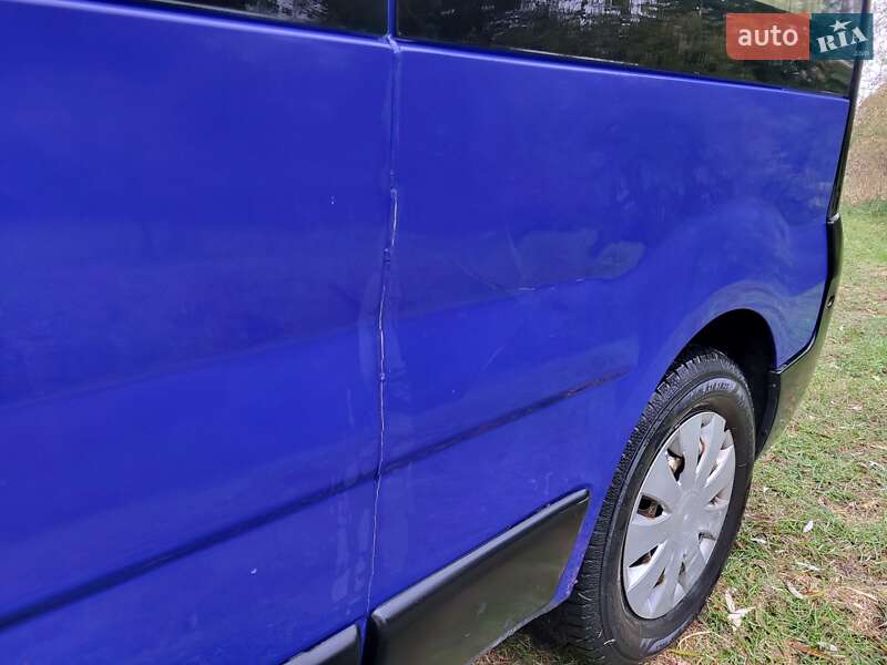 Минивэн Renault Trafic 2006 в Борисполе фото 11 Минивэн Renault Trafic 2006 в Борисполе