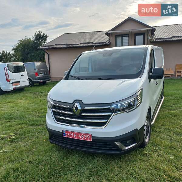Вантажний фургон Renault Trafic 2022 в Дубні