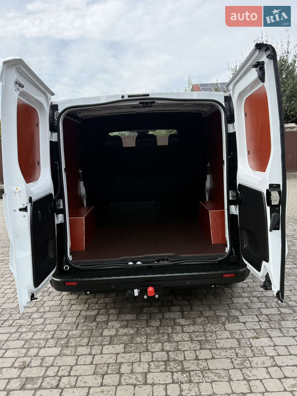 Грузопассажирский фургон Renault Trafic 2023 в Киеве фото 60 Грузопассажирский фургон Renault Trafic 2023 в Киеве