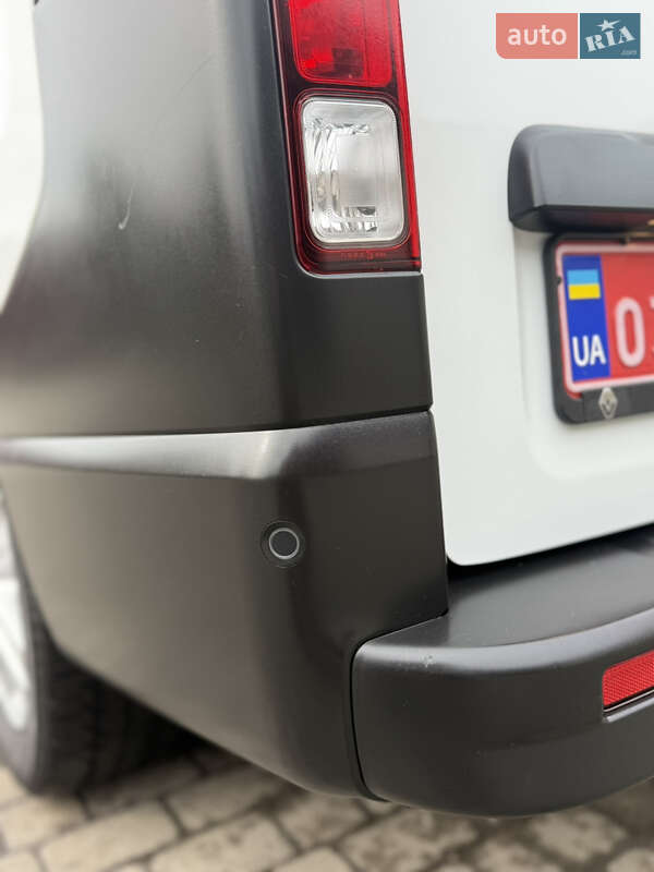 Грузопассажирский фургон Renault Trafic 2023 в Киеве фото 118 Грузопассажирский фургон Renault Trafic 2023 в Киеве