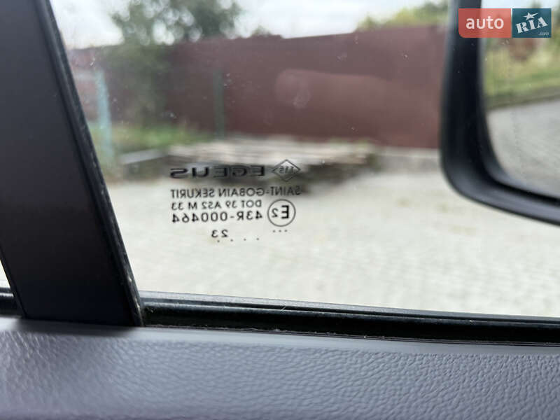 Грузопассажирский фургон Renault Trafic 2023 в Киеве фото 129 Грузопассажирский фургон Renault Trafic 2023 в Киеве