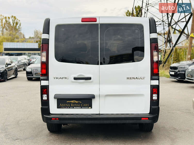 Минивэн Renault Trafic 2016 в Харькове