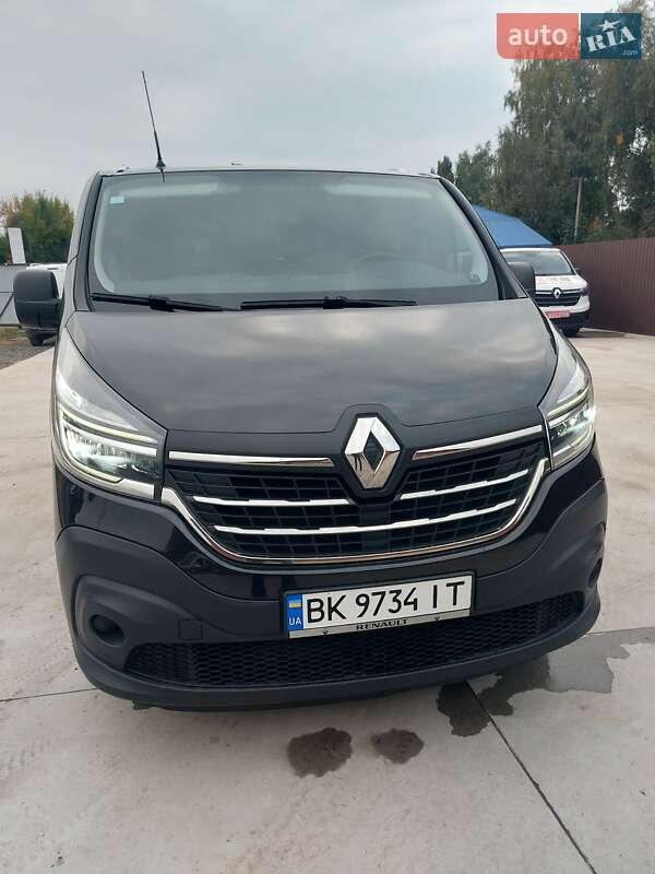 Мінівен Renault Trafic 2020 в Млиніві
