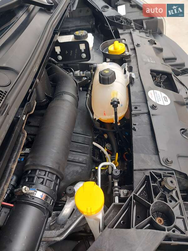 Мінівен Renault Trafic 2020 в Млиніві