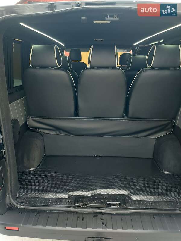 Мінівен Renault Trafic 2020 в Млиніві