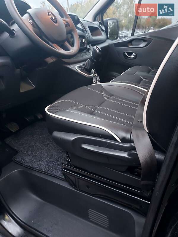 Мінівен Renault Trafic 2020 в Млиніві