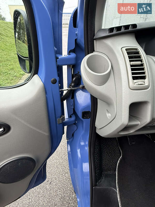 Мінівен Renault Trafic 2014 в Києві