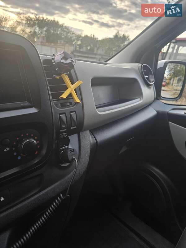 Грузопассажирский фургон Renault Trafic 2019 в Днепре