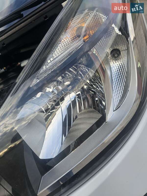 Грузопассажирский фургон Renault Trafic 2019 в Днепре