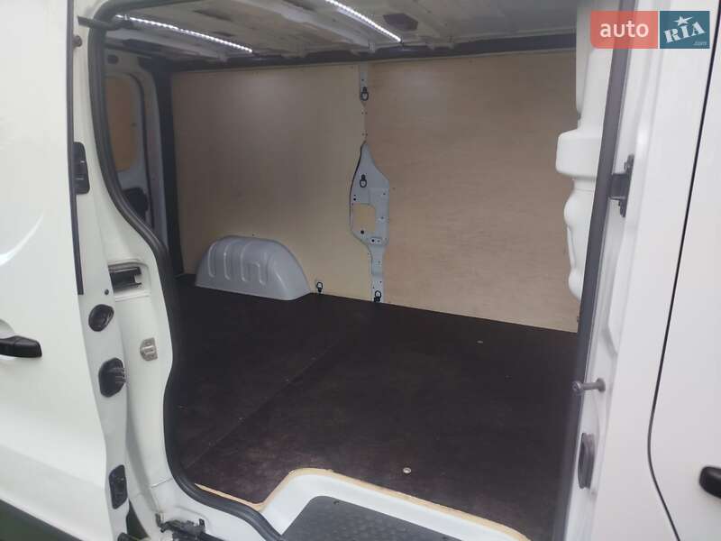 Грузовой фургон Renault Trafic 2023 в Львове