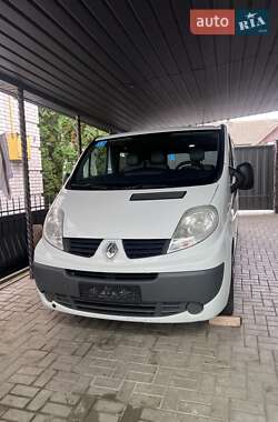 Микроавтобус Renault Trafic 2013 в Умани