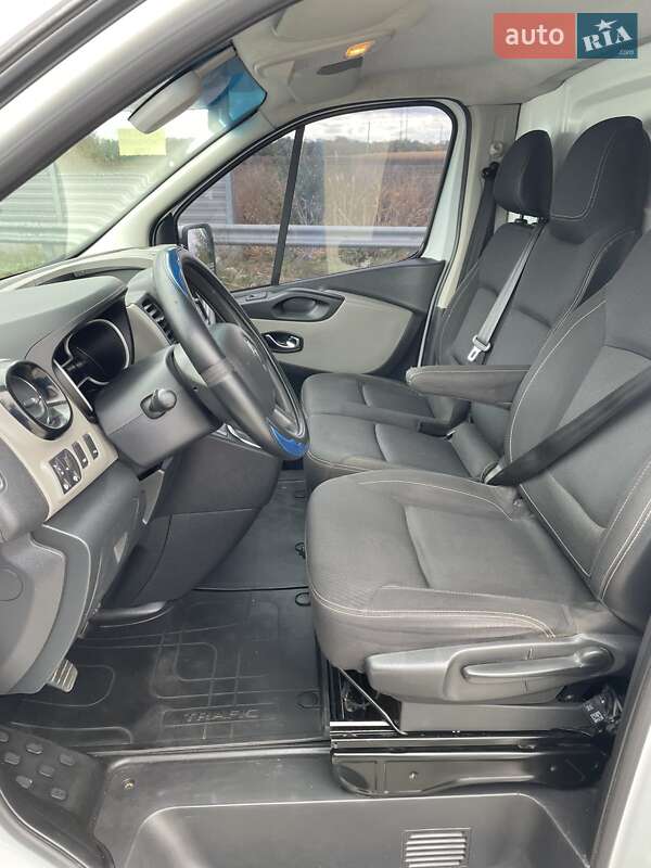 Вантажний фургон Renault Trafic 2018 в Полтаві