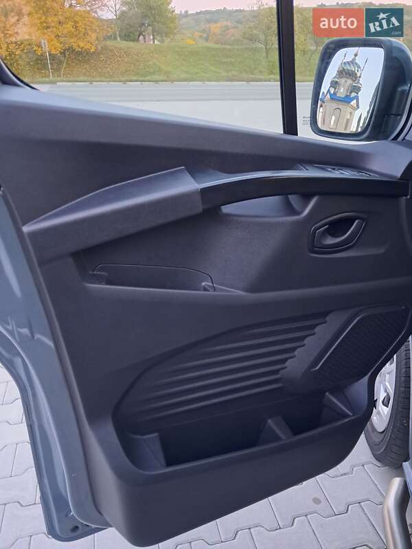 Грузовой фургон Renault Trafic 2022 в Черновцах
