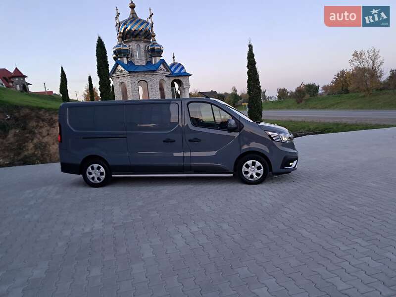 Грузовой фургон Renault Trafic 2022 в Черновцах