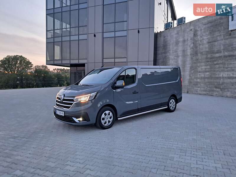 Грузовой фургон Renault Trafic 2022 в Черновцах